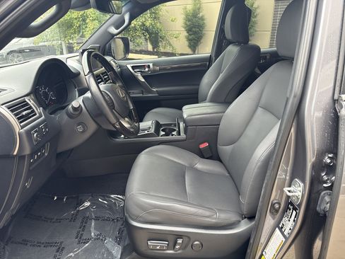 Used 2023 Lexus GX 460 Premium AWD/4WD image 16