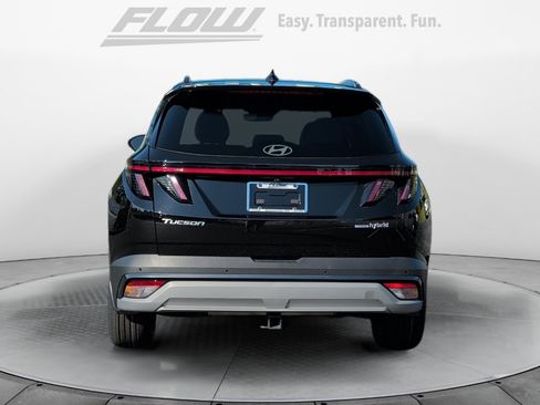 Used 2025 Hyundai Tucson Limited AWD/4WD image 6