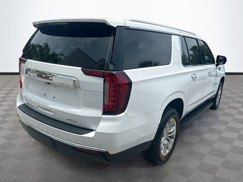 Used 2024 GMC Yukon XL SLT RWD image 6