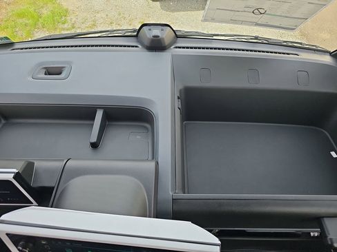 New 2025 Chevrolet Brightdrop 400 image 25