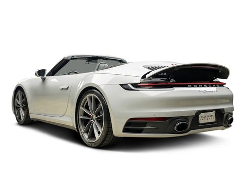 Used 2023 Porsche 911 Carrera S RWD image 3