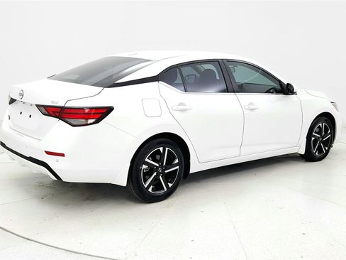 Used 2024 Nissan Sentra SV w/ All-Weather Package FWD image 5