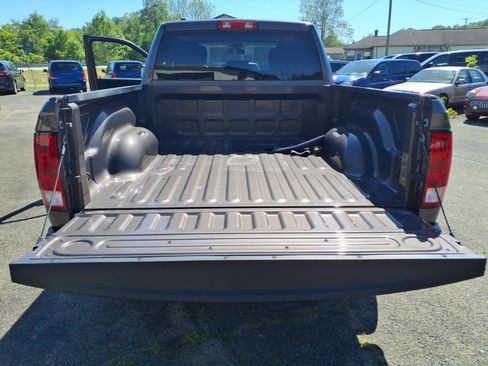 Used 2018 RAM 1500 Tradesman w/ Popular Equipment Group AWD/4WD image 8
