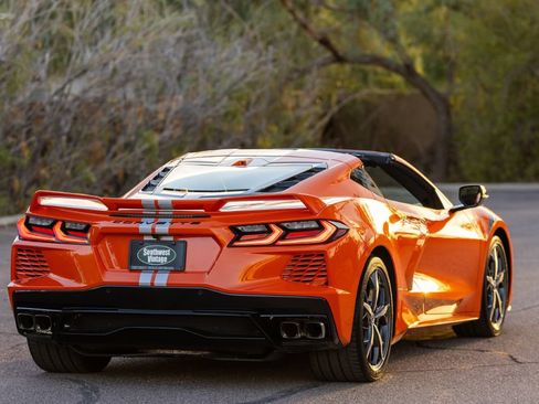 Used 2021 Chevrolet Corvette Stingray Premium Cpe w/ Z51 Performance Package RWD image 9