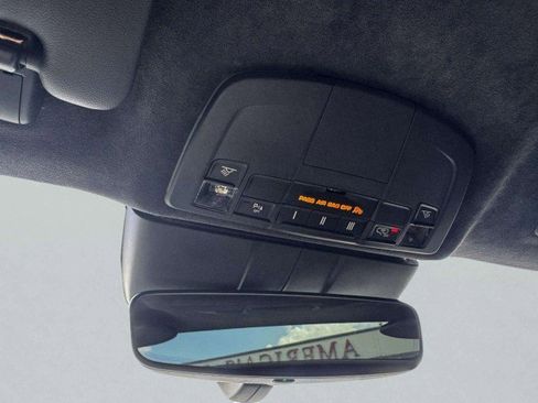 Used 2017 Porsche 911 Turbo S image 38