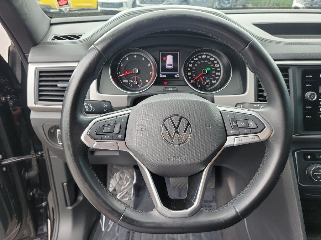Used 2020 Volkswagen Atlas Cross Sport SE FWD image 27