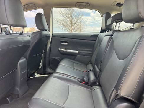 Used 2012 Toyota Prius V Five image 29