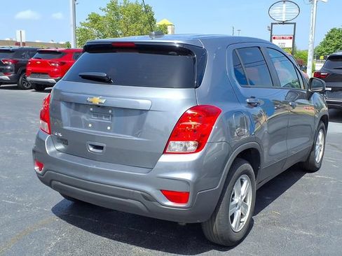 Used 2020 Chevrolet Trax LS w/ Tint and Cruise Package FWD image 4