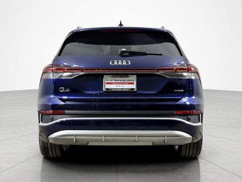 Used 2025 Audi Q4 e-tron Premium Plus w/ Premium Plus AWD/4WD image 4