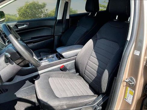 Certified 2021 Ford Edge SE FWD image 25