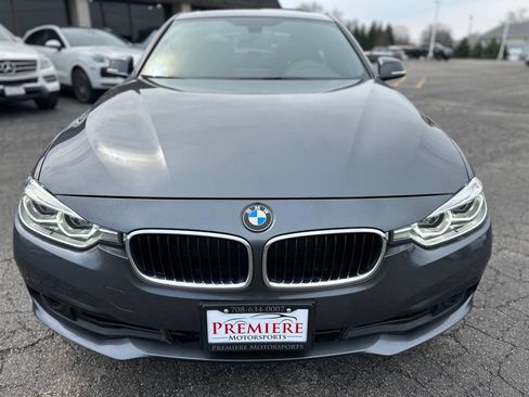 Used 2016 BMW 320i xDrive Sedan AWD/4WD image 8