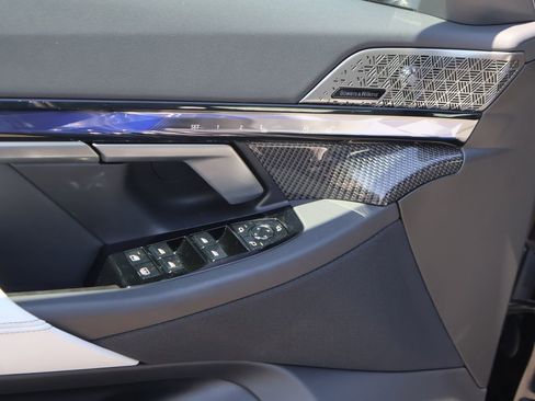 New 2026 BMW M5 Base w/ Executive Package image 28