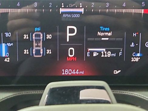 Used 2025 Cadillac CT5 V w/ Technology Package image 40