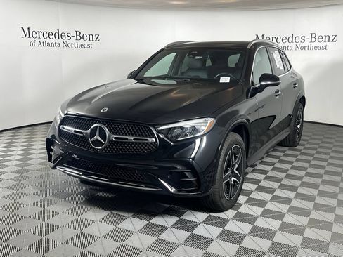 Certified 2026 Mercedes-Benz GLC 300 image 3