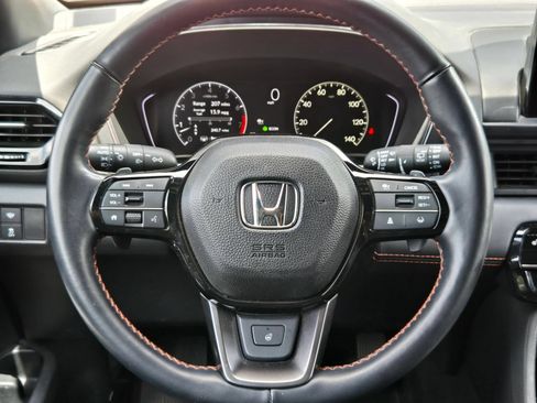 Used 2025 Honda Pilot TrailSport image 20