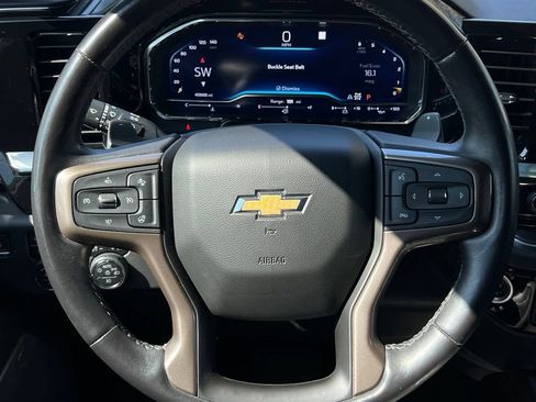 Certified 2022 Chevrolet Silverado 1500 High Country AWD/4WD image 12