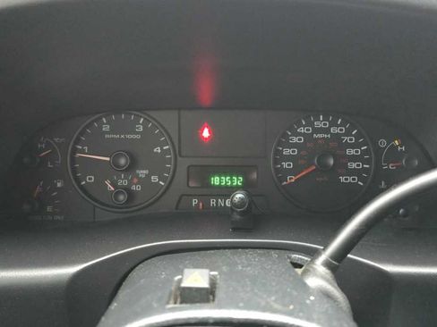 Used 2005 Ford F250 XL AWD/4WD image 21
