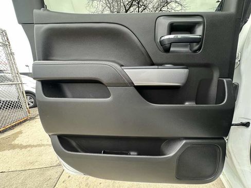 Used 2017 Chevrolet Silverado 1500 LT w/ All Star Edition image 33