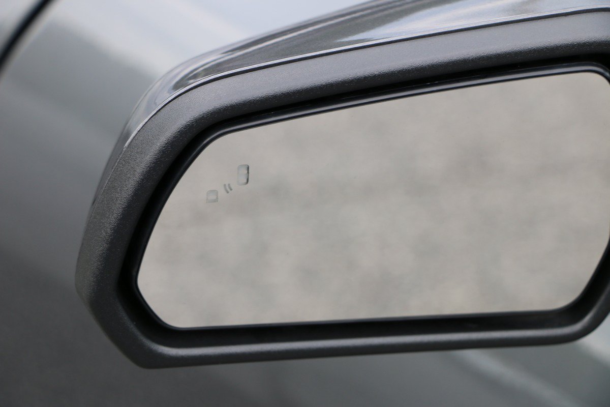 Used 2024 Ford Mustang Premium RWD image 15