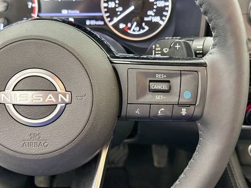 Used 2023 Nissan Rogue SL AWD/4WD image 21