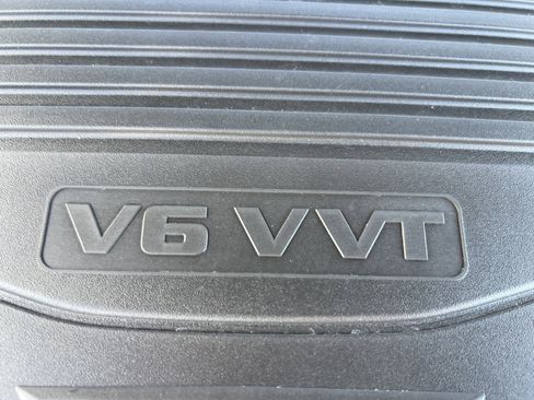 Used 2017 Cadillac XT5 Platinum w/ Driver Assist Package image 40