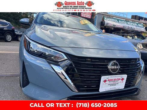 Used 2024 Nissan Sentra SV image 3