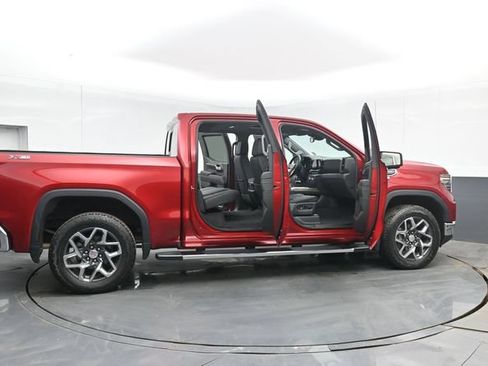 Used 2023 GMC Sierra 1500 SLT w/ SLT Premium Plus Package AWD/4WD image 52