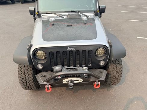 Used 2017 Jeep Wrangler Unlimited Sport AWD/4WD image 9