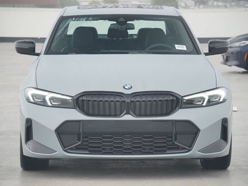 Used 2026 BMW 330i Sedan w/ M Sport Package RWD image 2