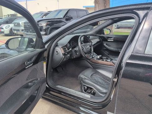Used 2017 Audi A8 L 4.0T AWD/4WD image 9
