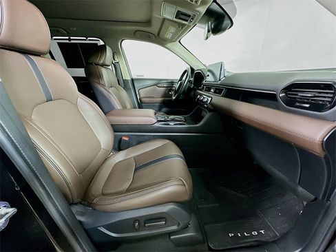 Used 2024 Honda Pilot Elite image 10