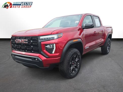 Used 2025 GMC Canyon Elevation w/ Convenience Package image 2