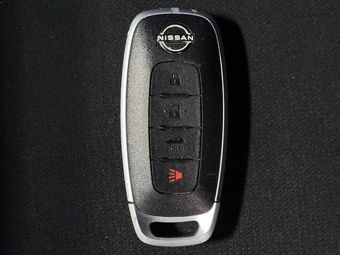 Used 2025 Nissan Sentra SV FWD image 32