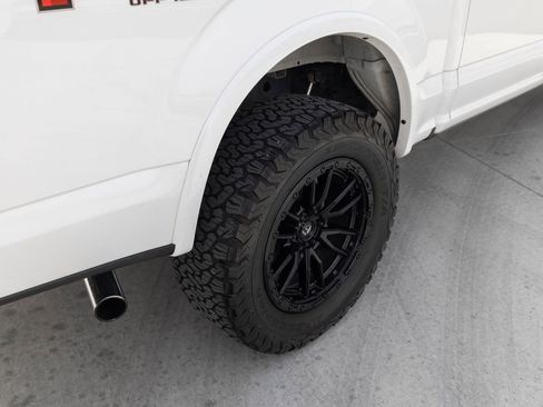 Used 2020 Ford F150 Lariat w/ Equipment Group 502A Luxury image 9