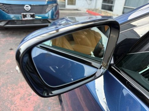 Used 2023 BMW 530i 530i w/ M Sport Package image 35