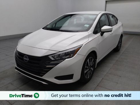 Used 2025 Nissan Versa SV w/ Trunk Package FWD image 1