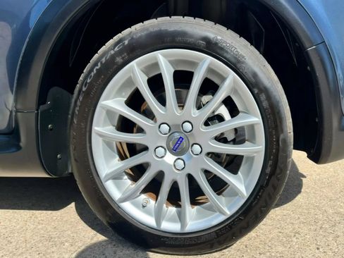 Used 2011 Volvo C30 T5 w/ Preferred Pkg FWD image 39