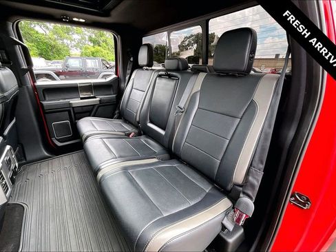 Used 2018 Ford F150 Raptor w/ Equipment Group 802A Luxury AWD/4WD image 22