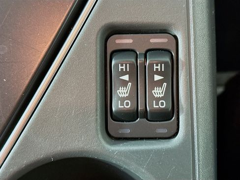 Used 2024 Subaru Crosstrek 2.0i Premium image 24