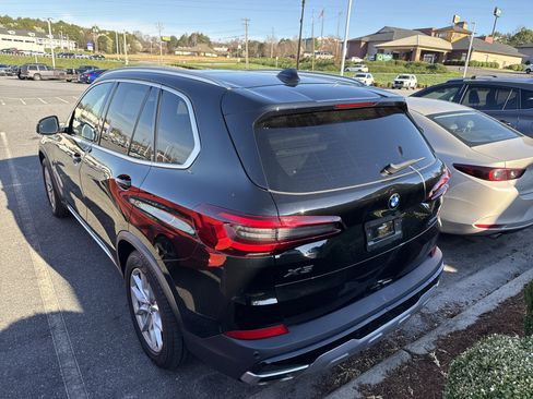 Used 2021 BMW X5 xDrive40i w/ Convenience Package image 8