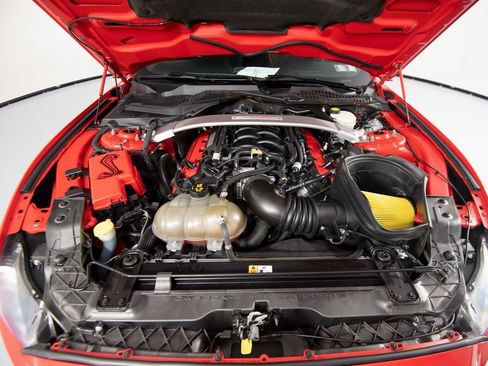 Used 2017 Ford Mustang Shelby GT350R RWD image 53