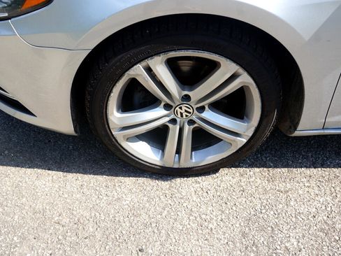 Used 2013 Volkswagen CC Sport Plus image 9