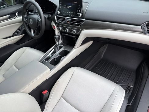 Used 2019 Honda Accord LX image 21