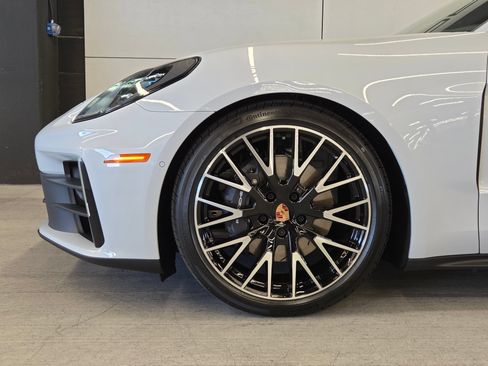 New 2026 Porsche Panamera 4 AWD/4WD image 9