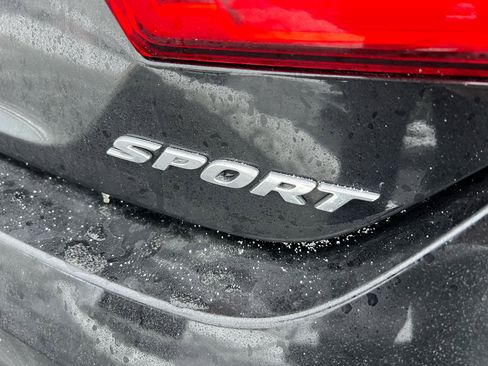 Used 2018 Honda Accord Sport image 22
