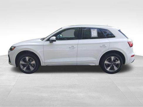 Used 2023 Audi Q5 2.0T Premium w/ Convenience Package AWD/4WD image 5