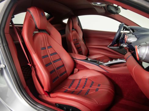 Certified 2018 Ferrari 812 Superfast RWD image 32