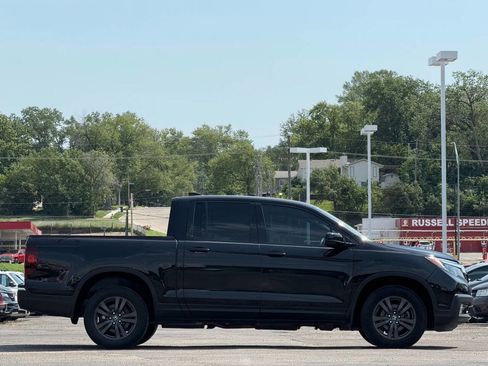 Used 2019 Honda Ridgeline Sport image 4