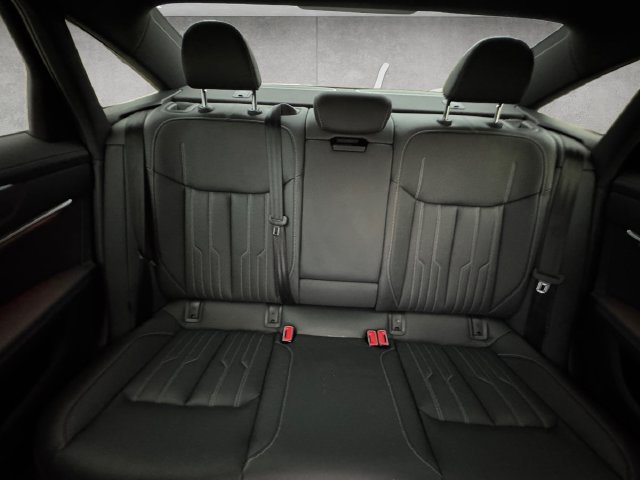 Used 2025 Audi S6 Premium Plus w/ Premium Plus Package AWD/4WD image 22