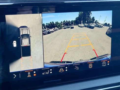 New 2026 GMC Sierra 2500 AT4 w/ AT4 Premium Plus Package AWD/4WD image 21